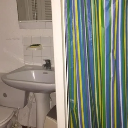 Lejlighed 2 Pers, Piscine, Parking, Animaux Admis - Fr-1-81-245 *